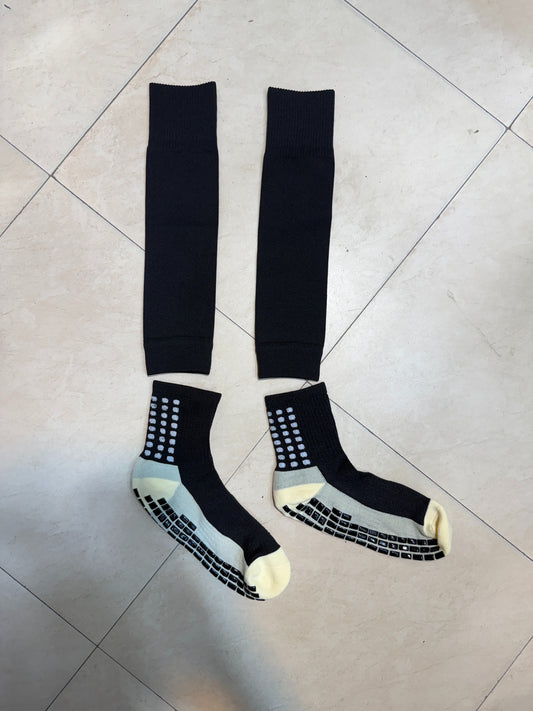 Black and White Full grip socks